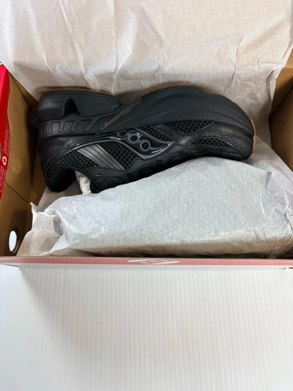 Saucony Grid NXT Black Sneakers NIB Women’s 7.5/Men’s 6 Chunky Y2K Streetwear